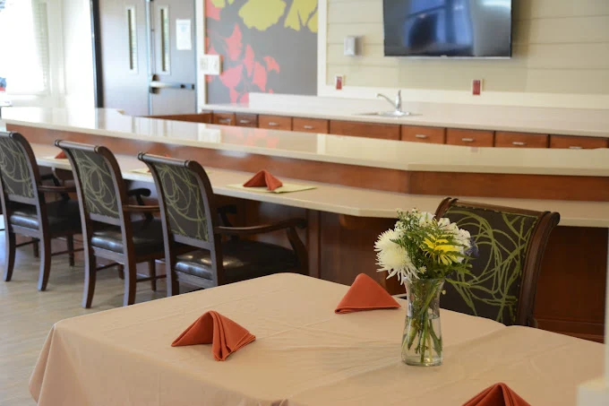 Image of Edinboro Manor (6)