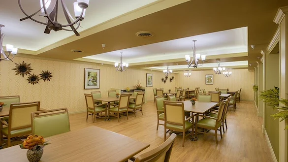 Pomeroy Living Sterling Senior Living dining room