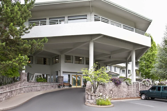 Image of Solista Roseburg by Cogir (1)