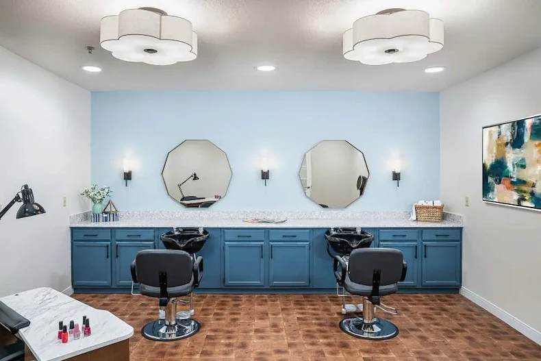 Image of Rivercrest Place (8)