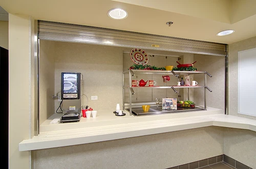 Image of Senior Suites of Joliet (8)