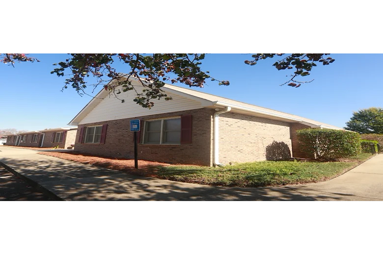 Image of Colonial Gardens of Warner Robins (1)