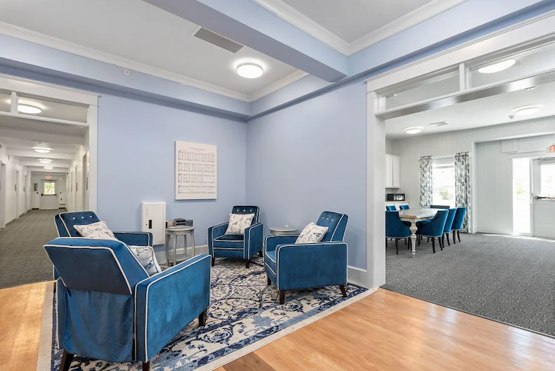 Pineview Cottage Assisted Living and Memory Care Entry 