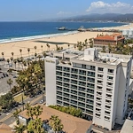 Image of Brookdale Ocean House (1)