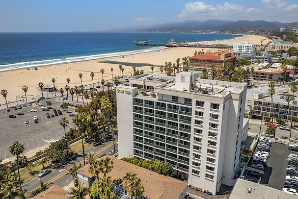 Image of Brookdale Ocean House (1)