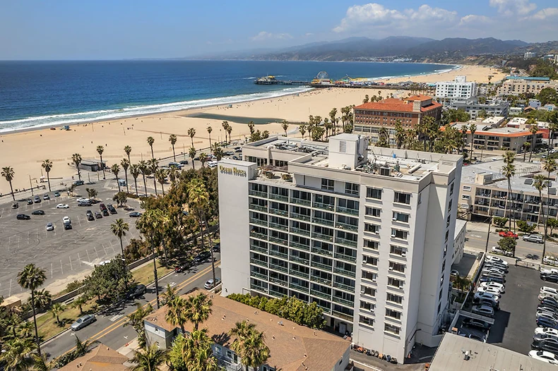 Image of Brookdale Ocean House (1)