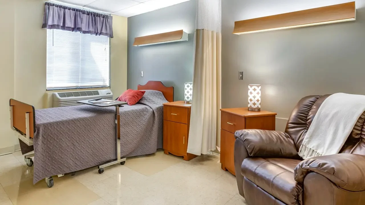 Image of Hillsboro Rehabilitation & Health Care Center (10)