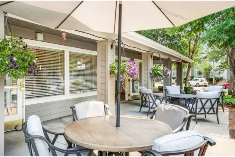 Image of Woodside Senior Living (10)