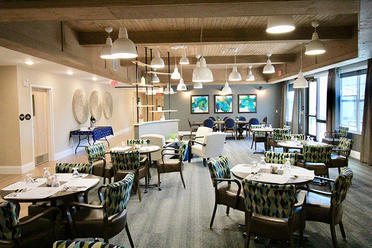 Image of Charter Senior Living of Oak Openings (5)