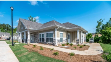 Image of Lakeview Senior Gardens (1)