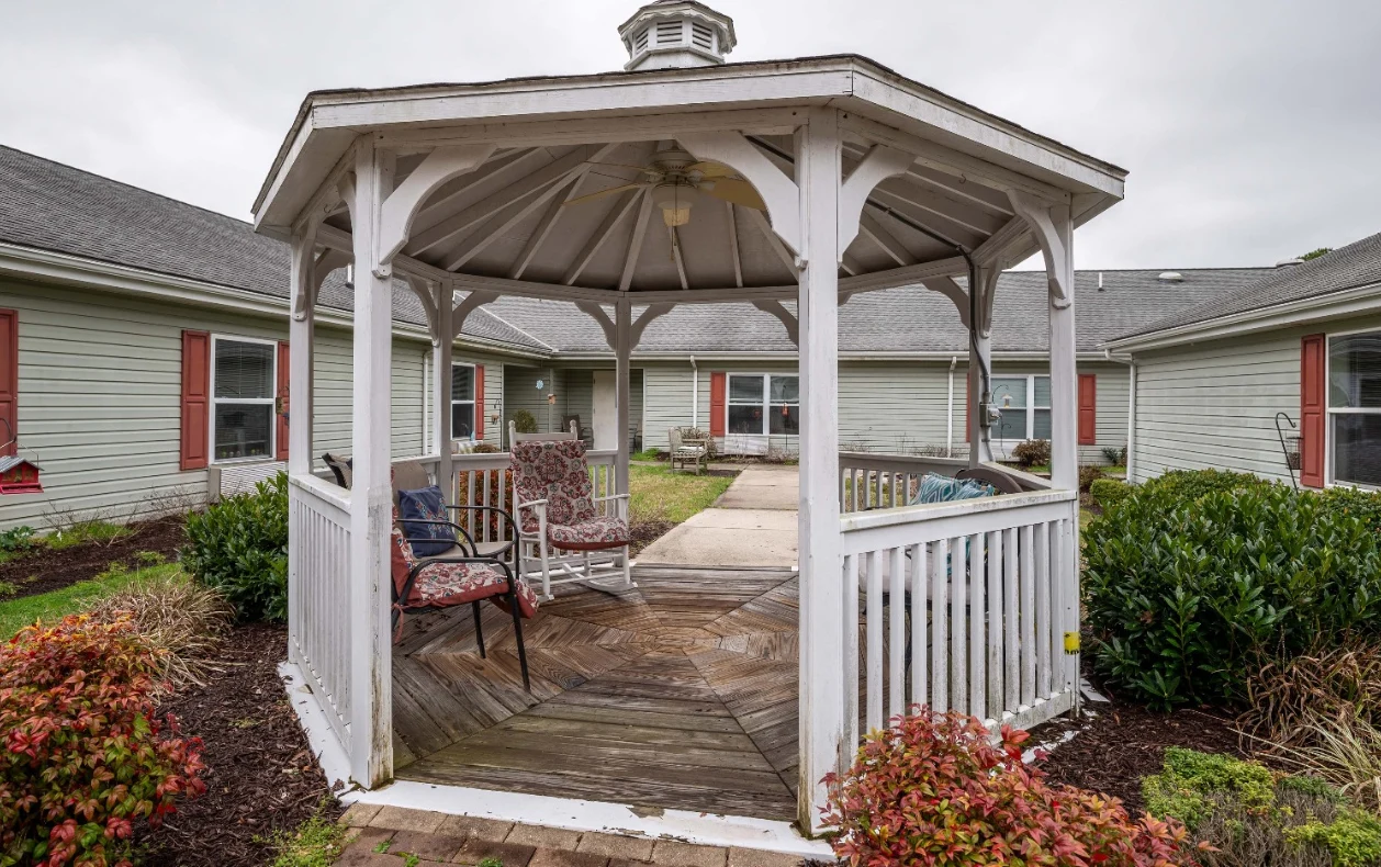 Image of Commonwealth Senior Living at Gloucester House (5)