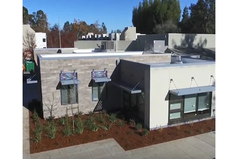 Image of Fellowship Plaza (3)
