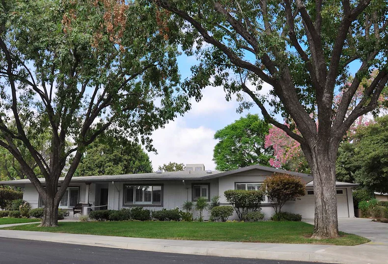 Image of Hillcrest (1)