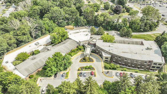 Image of Springfield Crossings Enhanced Senior Living (2)