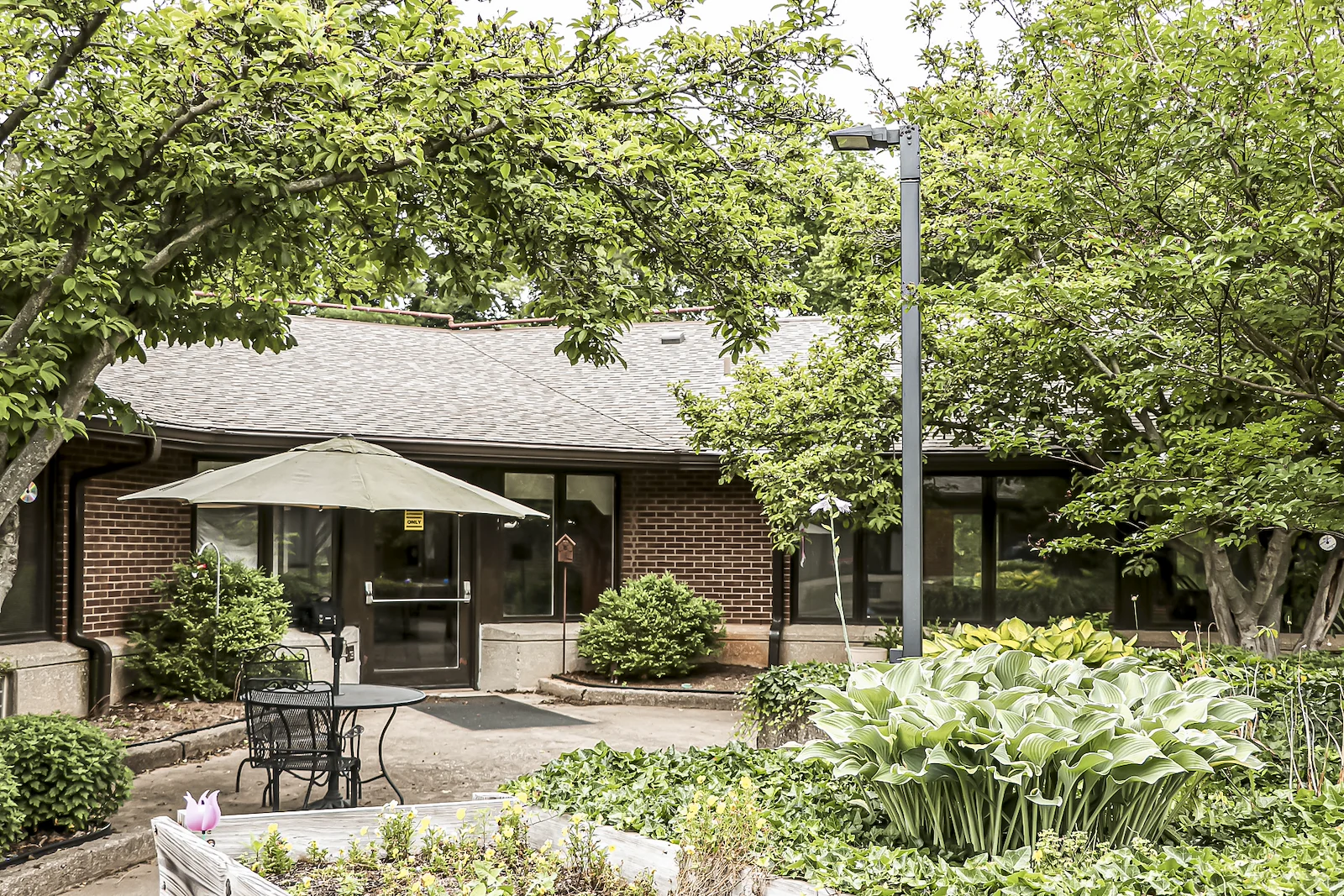 Image of Signature Healthcare At Jefferson Manor Rehab & We (10)