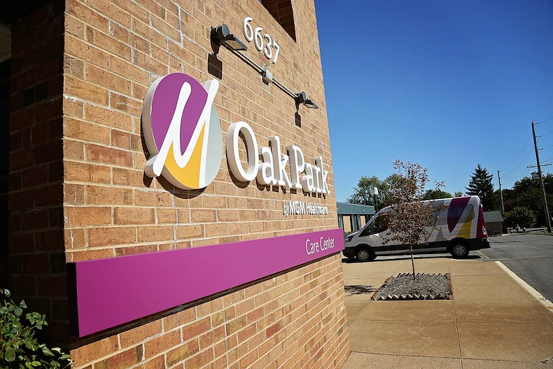 Image of Oak Park Care Center (2)