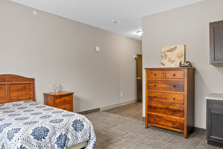 Image of Suite Living Senior Care of Eden Prairie (7)