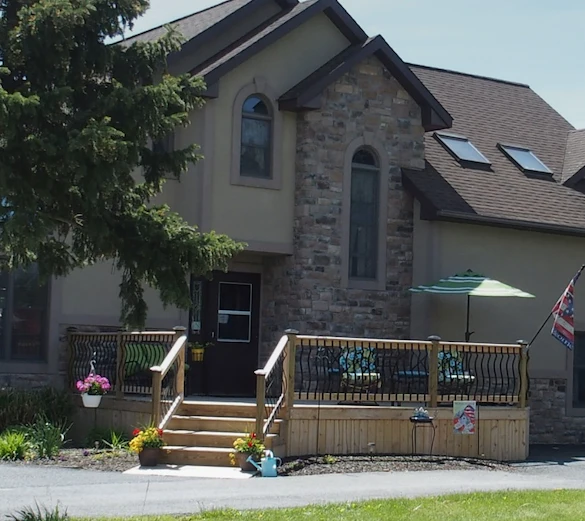 Image of Pond View Manor Personal Care Home (1)