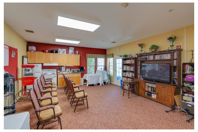 Image of Orchard Park Senior Living (3)