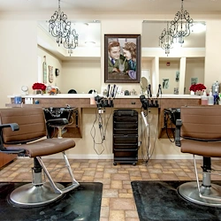 Scholl Canyon Estates Gracious Retirement Living Hawthorn Senior Independent Living in Glendale, California beauty hair salon