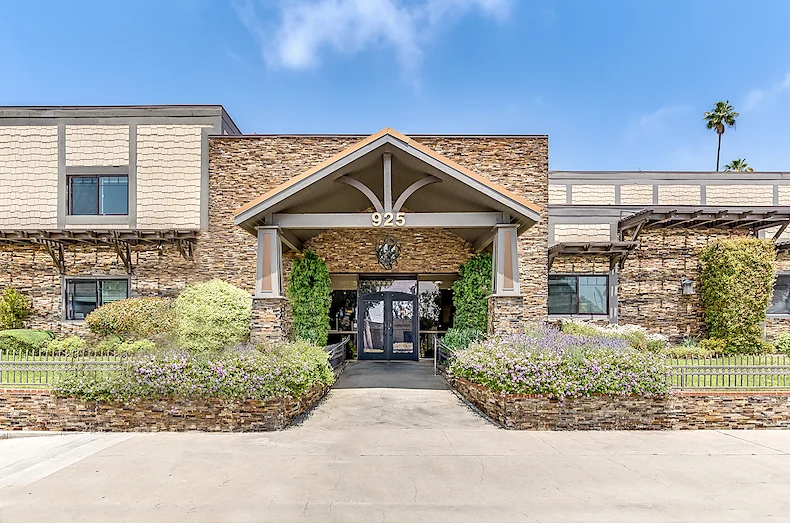 Image of Astoria Park Senior Living (1)