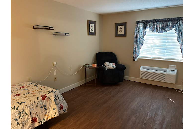 Image of Taylorsville House (3)