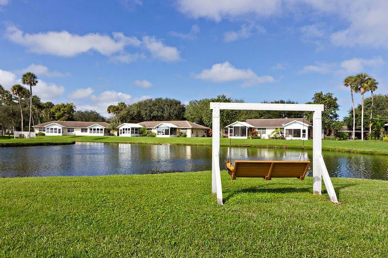 Image of Hidden Lakes Community (1)