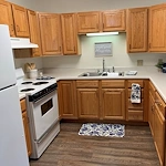 Image of Mills Harbour Assisted Living Lake (8)