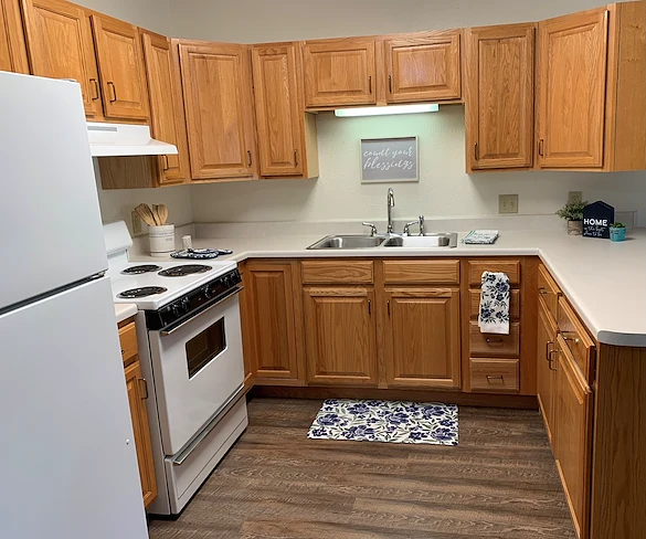 Image of Mills Harbour Assisted Living Lake (8)