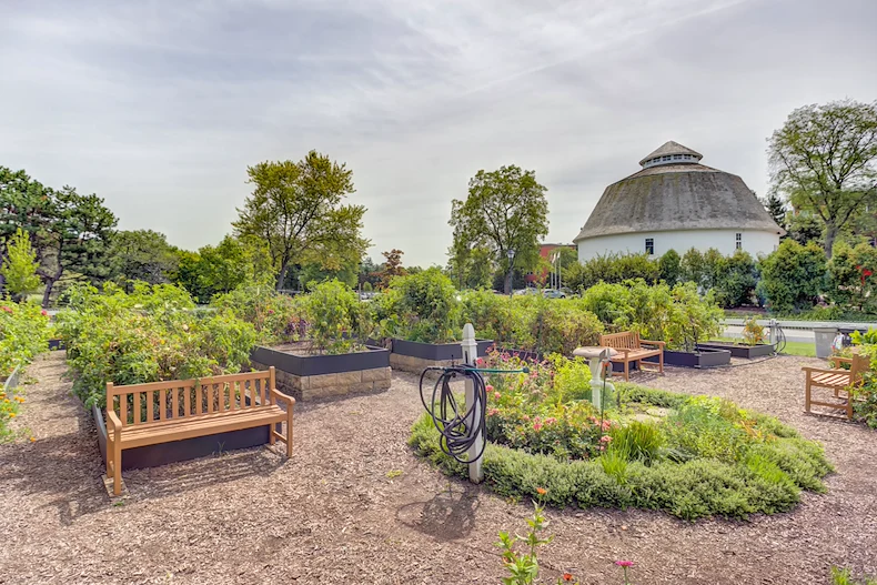 Image of The Moorings of Arlington Heights (10)