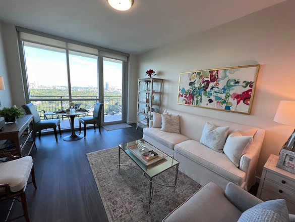 Image of The Village of Southampton (6)