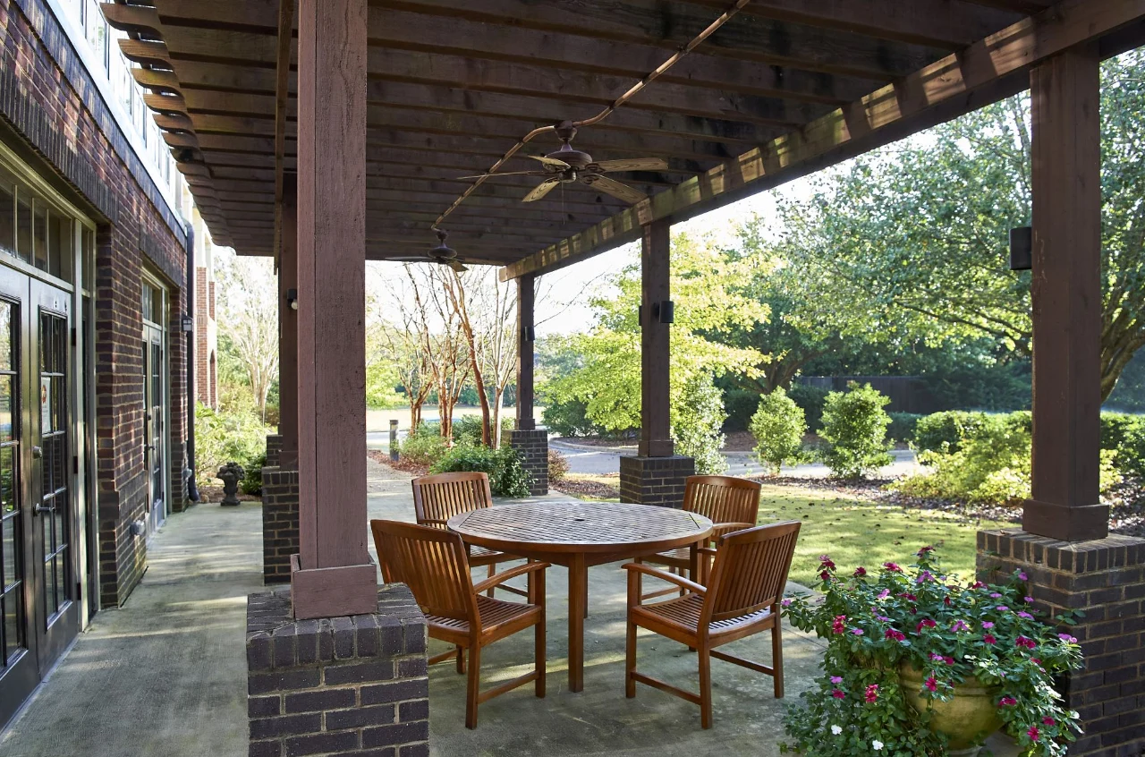 Image of Oak Grove Inn (2)