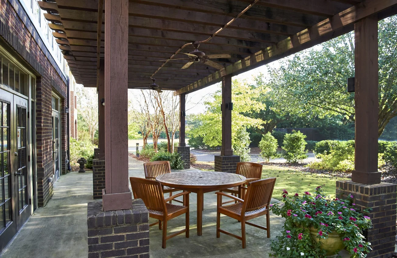 Image of Oak Grove Inn (2)