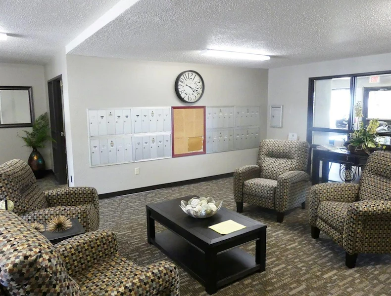 Image of Arrowhead Apartments (2)