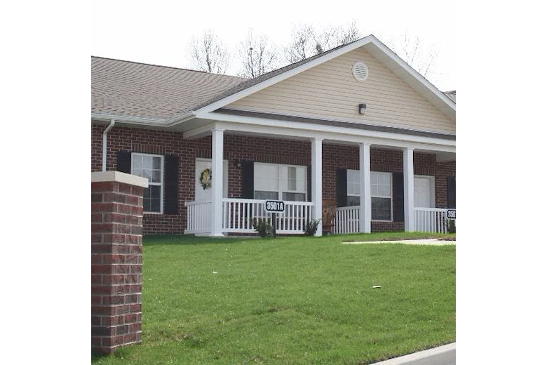 Image of Chapel Hill Commons I (1)