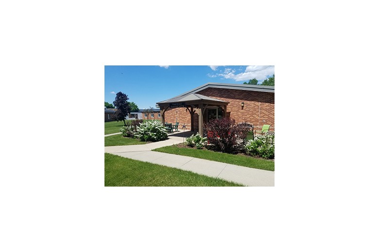 Image of Field Crest Suites & Crest View Villa (1)
