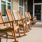 Clear Creek Senior Memory Care in Fayetteville, AR outdoor patio seating