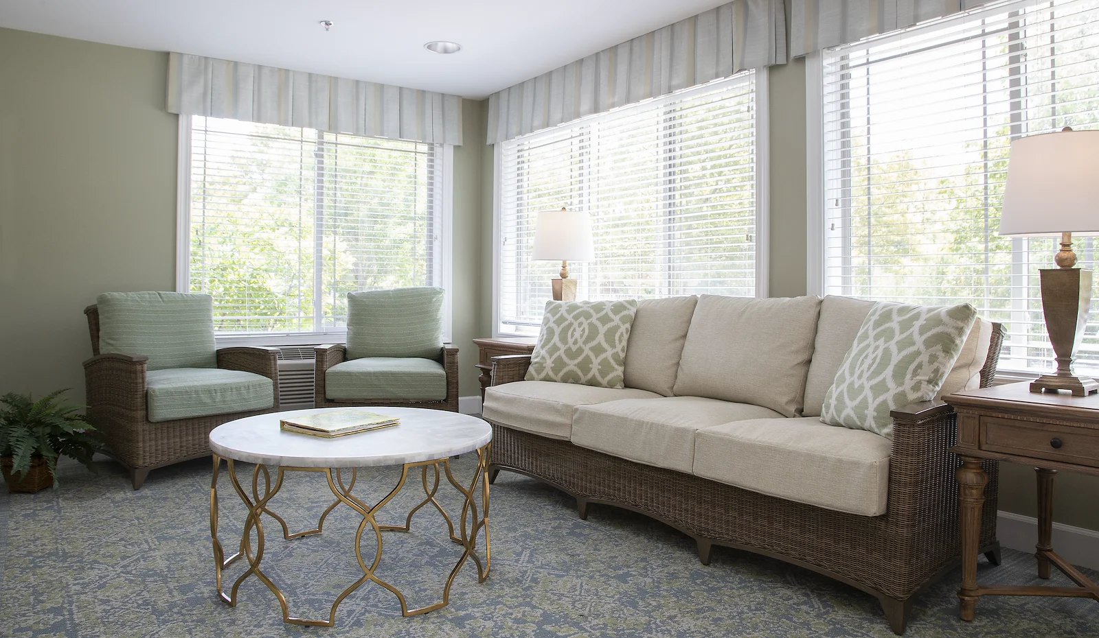 Dublin Glenn Memory Care in Ohio sunroom with comfortable seating