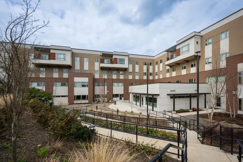 Image of Capital Manor (2)
