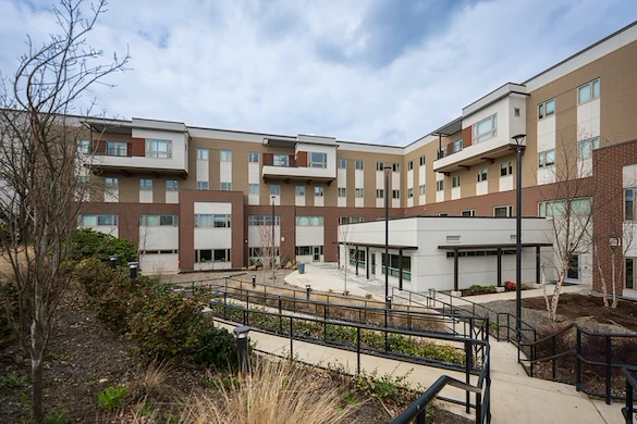Image of Capital Manor (2)
