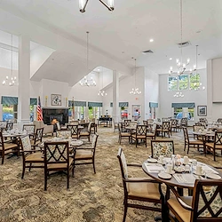 The Lodge at Wake Forest Gracious Retirement Living Hawthorn Senior Independent Living in Wake Forest, North Carolina dining room