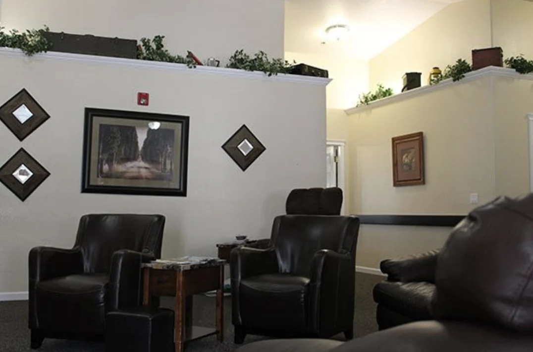 Image of Pacific Living Centers of Roseburg at Ramp (5)