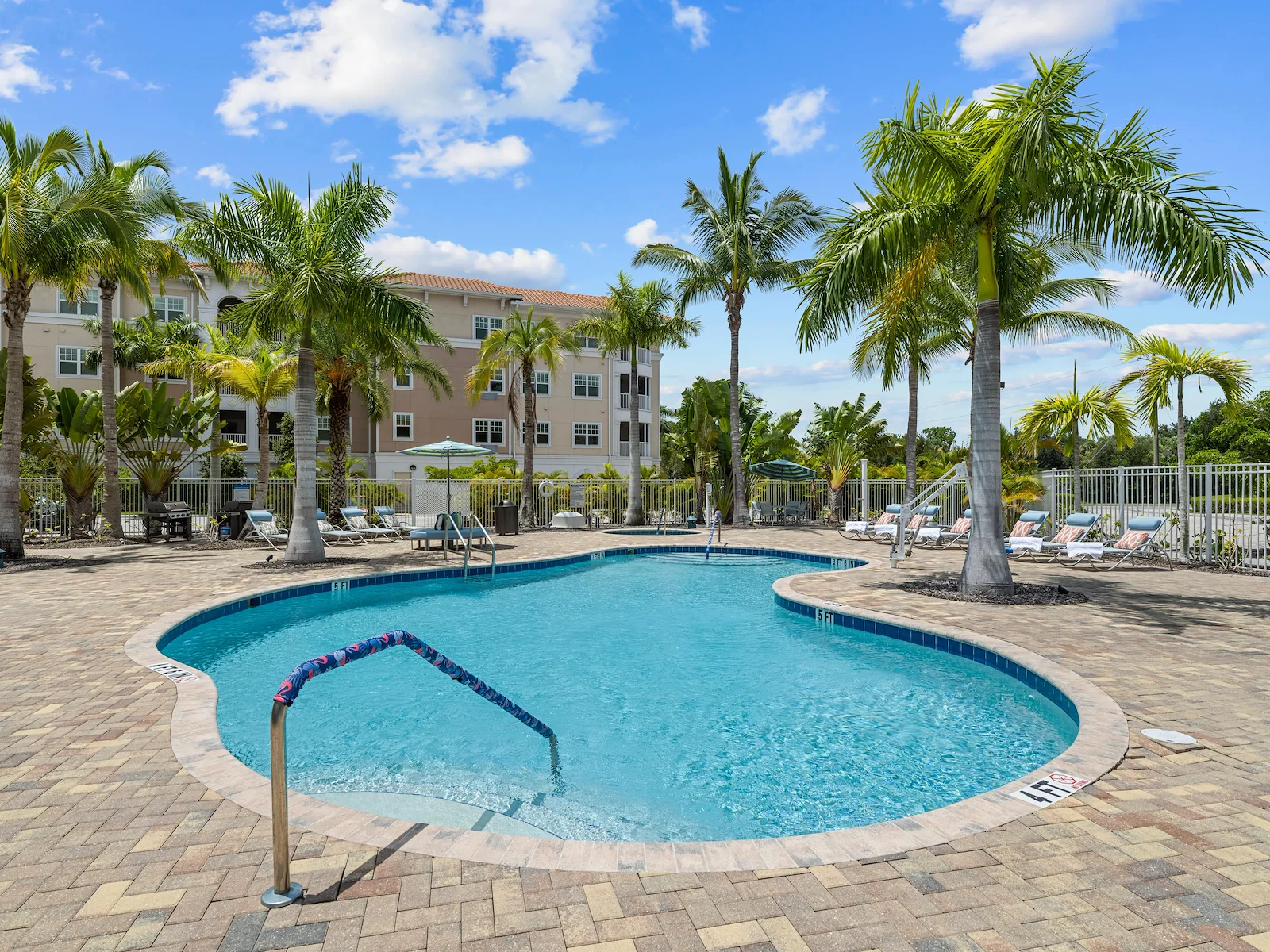 Image of Diamond Oaks Village (10)