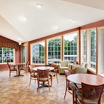 Image of Oak Crest (5)