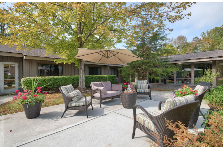 Image of The Country House in Westchester (2)
