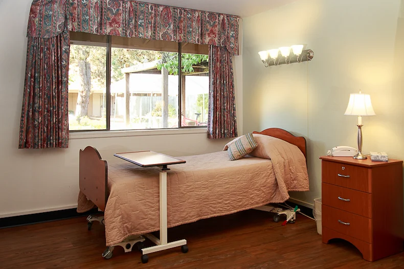 Image of Valley West Health Care Center (8)