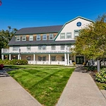 Image of Crescent Point at Niantic (1)
