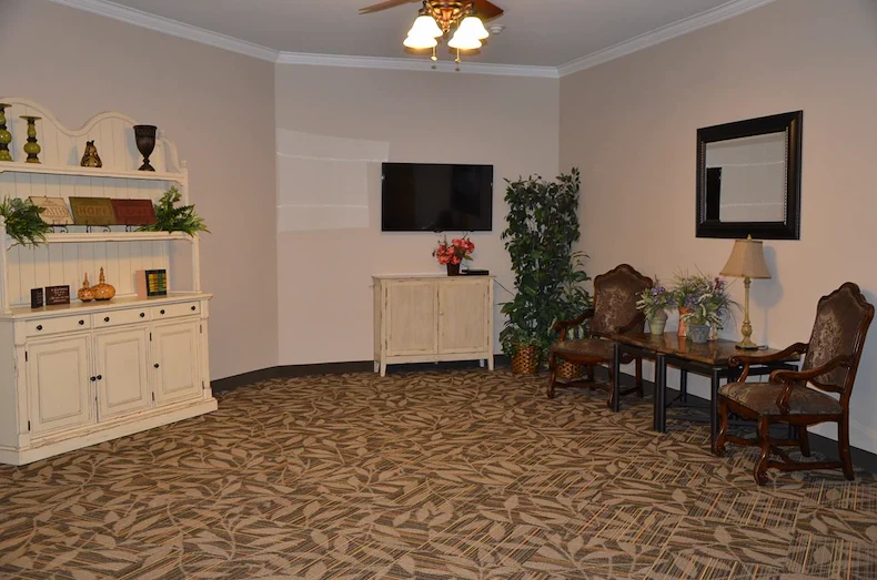 Image of Green Oaks Nursing & Rehabilitation (6)