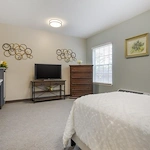 Image of Braeswood Estates (8)