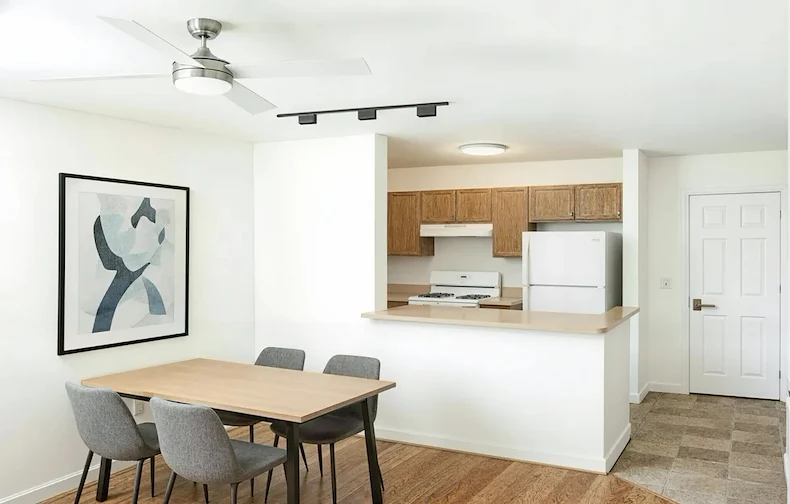 Image of Heron Pond (6)